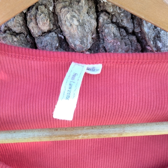 Susan Lawrence Embellished T-shirt in size S - Picture 4 of 4